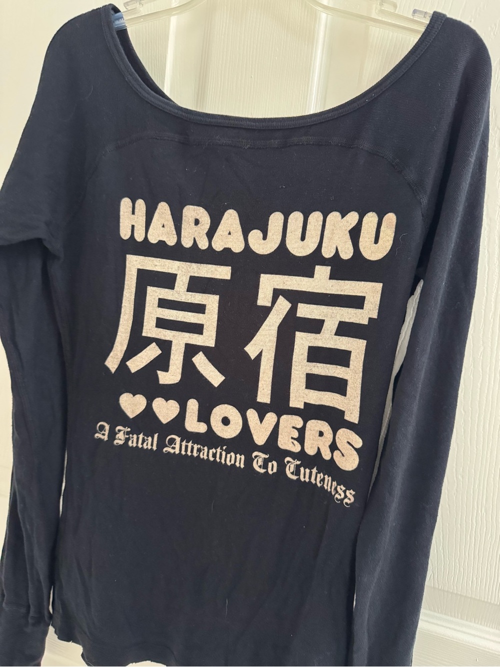Harajuku Lovers Black Tee with White Waffle Tag - Picture 4 of 4